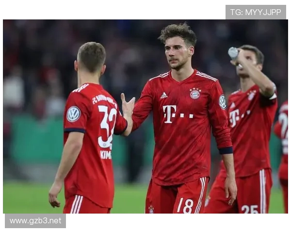 拜仁特别推出纪念海报致敬基米希完成个人德甲第300场比赛这一重要里程碑