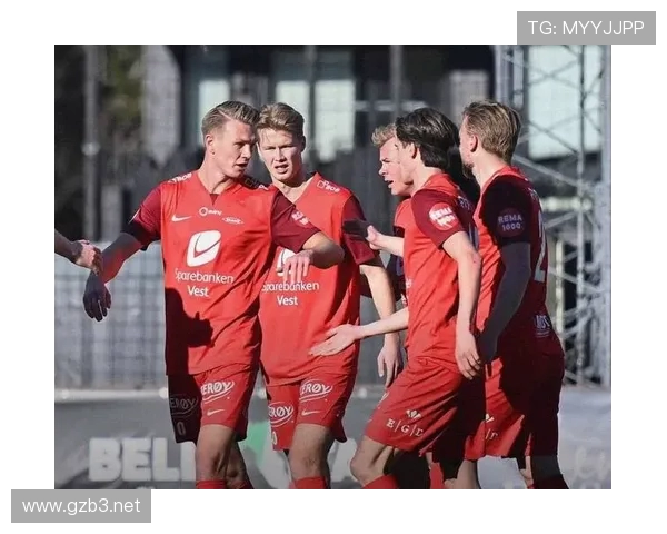 里尔主帅透露安德烈和佩劳德恢复良好 但缺席对布兰比赛