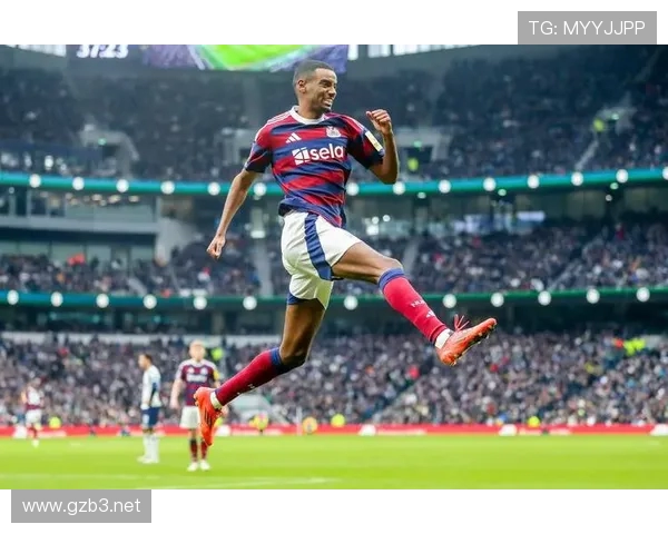 希勒：纽卡夏窗陷入困境 若伊萨克不愿留队应放行